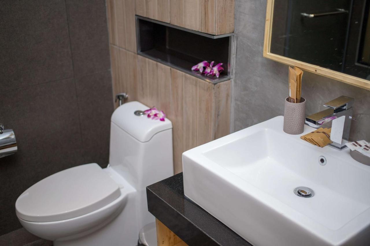 Лофт-Студия 10 Минут До Пляжа B228 By Ibg Property Nai Harn Buitenkant foto